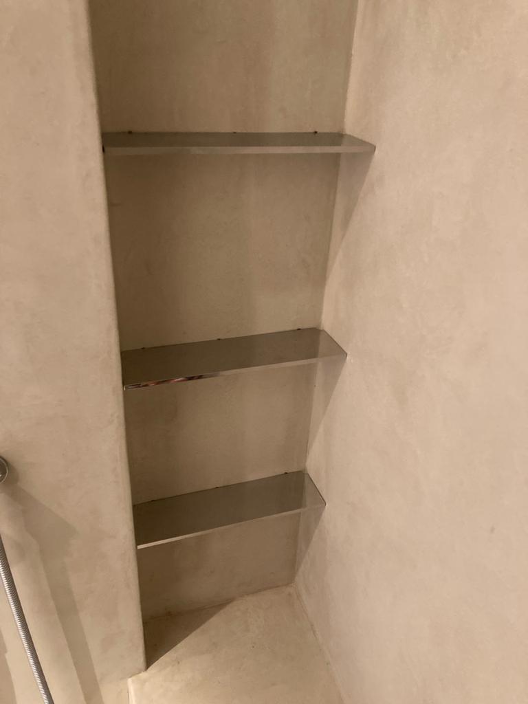 Opbergen - Legbanken - Kapstokken - Handdoekbaar - Inox gelakt - Badkamer
