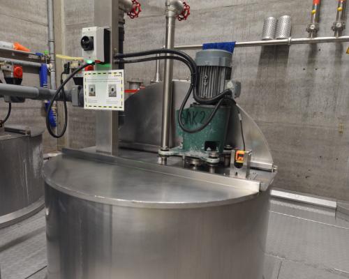 Platform incl. trap, trapleuning, ketels, vloerluiken - Traanplaat - Inox